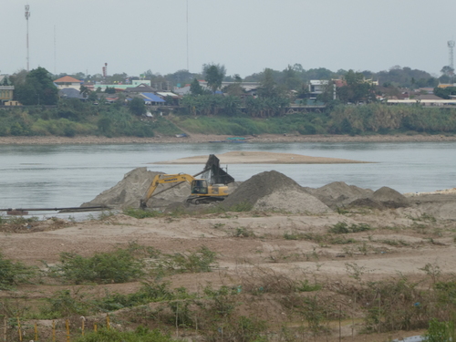 Manger le sable du M&eacute;kong