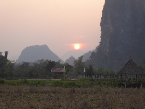Ch&acirc;teau d'Oex? Non ! Vang Vieng(3)